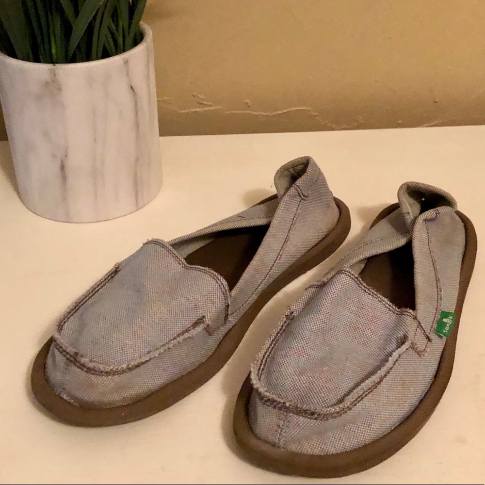 Sanuk sandals